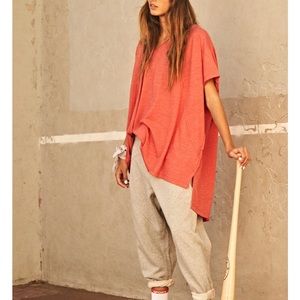 NWT Free People City Vibes Oversized V-Neck T-Shirt in Maraschino Small